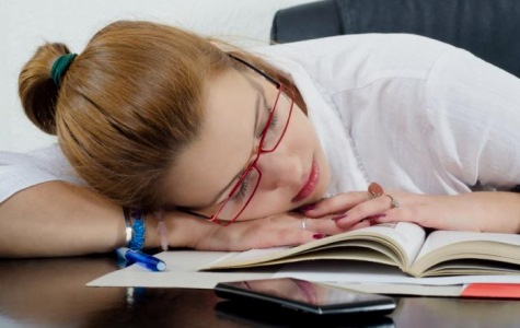 Американская академия медицины сна: нарушение сна у подростков приводит к увеличению симптомов депрессии и суицидальных наклонностей