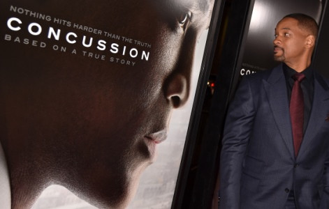В США ожидается премьера голливудского фильма “Concussion” («Сотрясение мозга»), с Уилл Смитом, о черепно-мозговых травмах на соревнованиях НФЛ